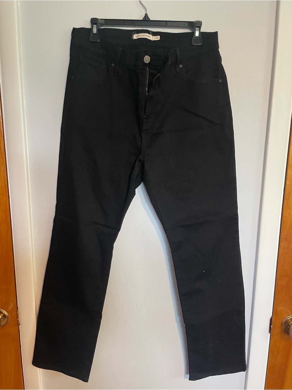 Women’s Levi’s 724 Black Straight Fit 14W